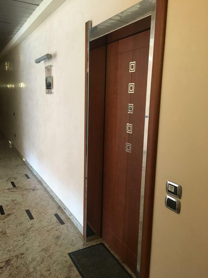 Le Murrine Frontemare Apartment Seaview Sottomarina Bagian luar foto